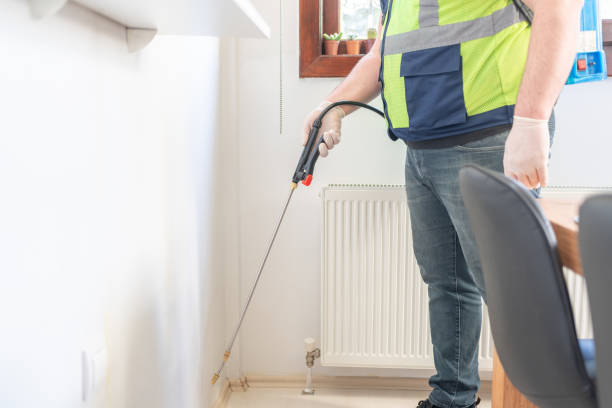 Best Pest Removal Services  in Lamar, CO